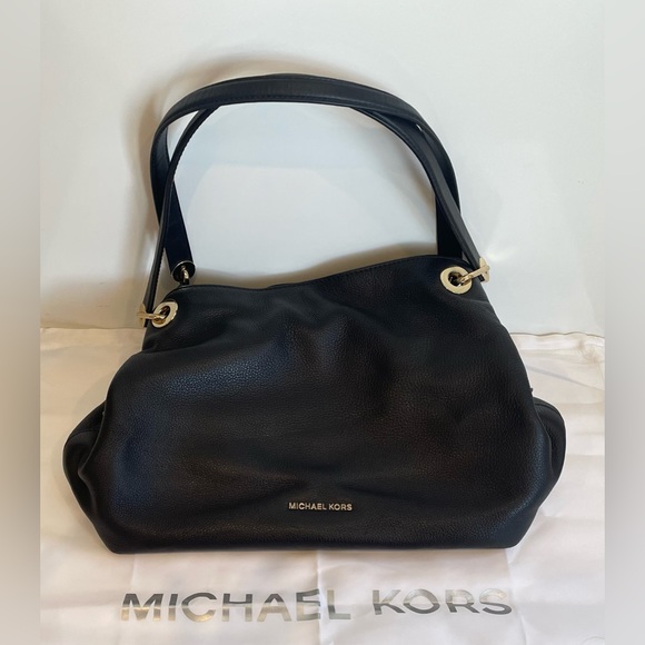 Micheal Kors Raven Large Leather Shoulder Bag Black with Gold Hardware - Picture 2 of 7